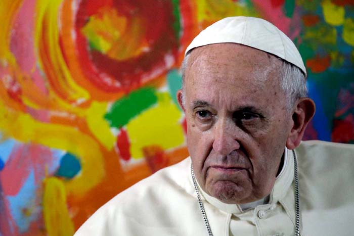 'Populismo nasce semeando ódio, como Hitler', diz Papa