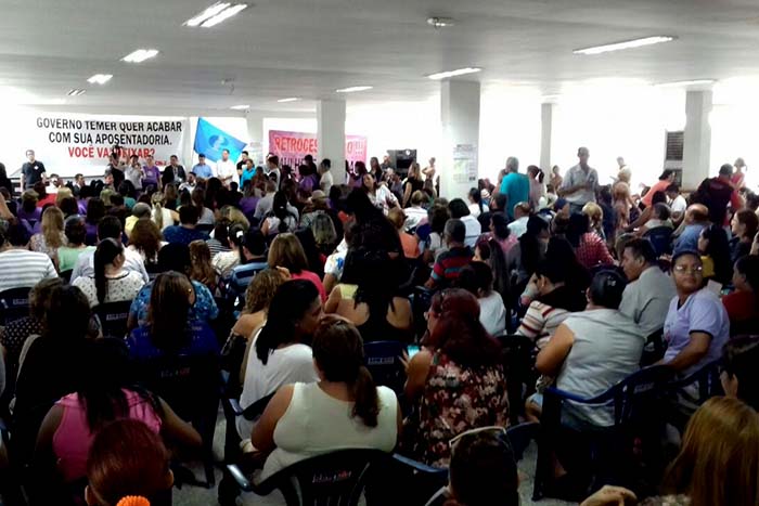No Sintero, deputados federais e senadores de Rondônia anunciam voto contra a reforma da previdência