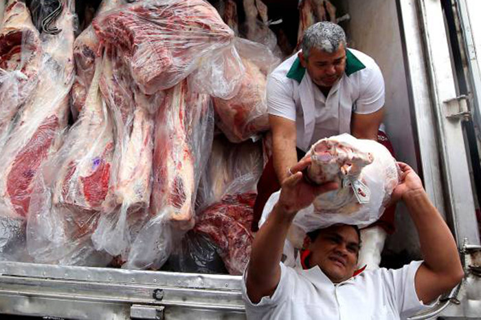 Deputados protocolam requerimento para criar CPI da Carne