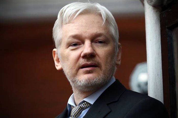 Suécia arquiva investigação contra Julian Assange