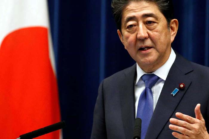 Premier japonês dissolve Parlamento e antecipa eleições
