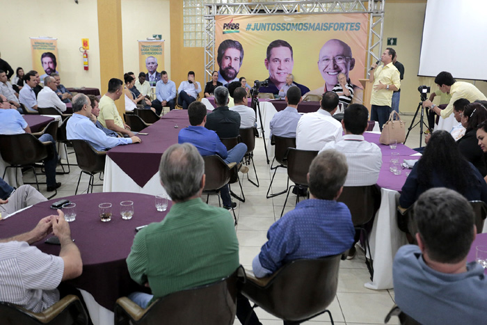 PMDB reúne pré-candidatos e dirigentes do partido para discutir eleições