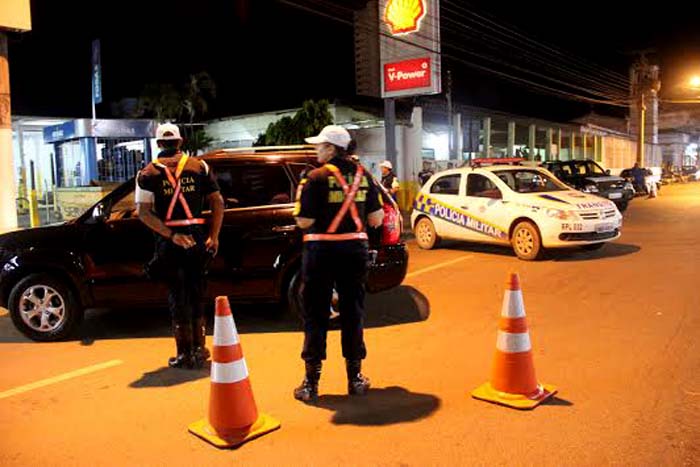 91 motoristas são presos dirigindo embriagados em Rondônia neste fim de semana